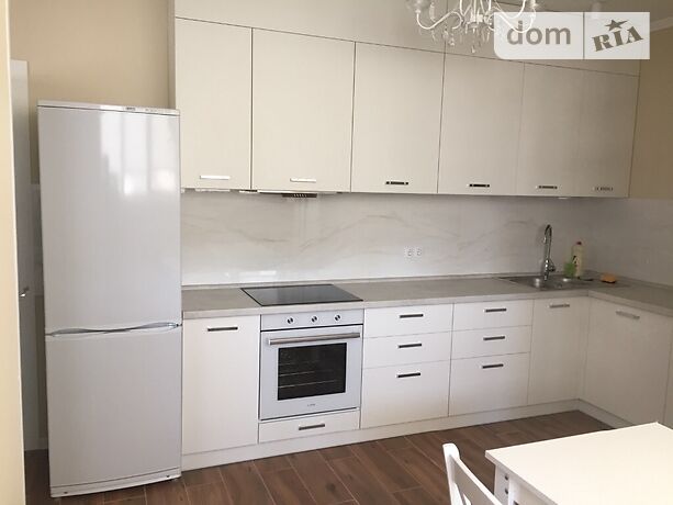 Rent an apartment in Kyiv near Metro Livoberezhna per 15000 uah. 