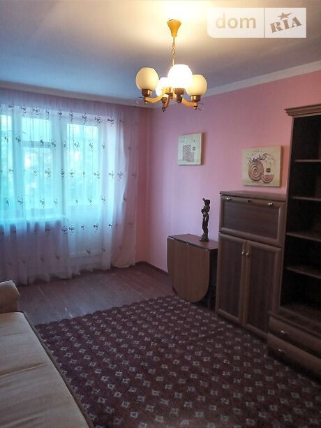 Rent an apartment in Uzhhorod on the St. Hvardiiska per 4000 uah. 