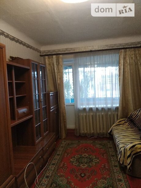 Rent an apartment in Khmelnytskyi on the St. Zarichanska per 3600 uah. 