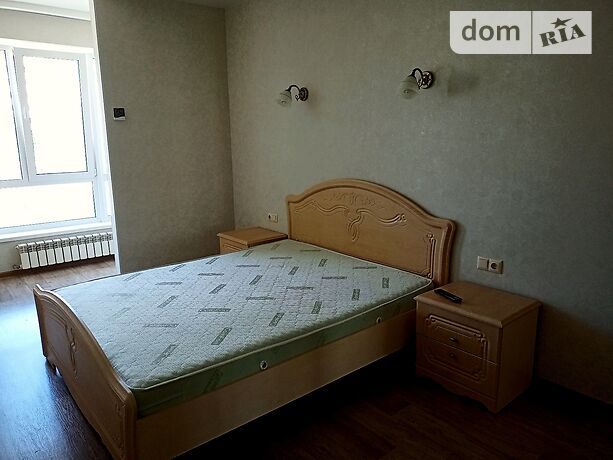 Rent an apartment in Odesa on the St. Marselska per 9000 uah. 