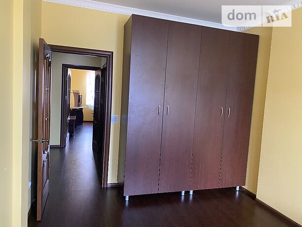 Rent an apartment in Chernivtsi on the St. Biloruska per 7527 uah. 