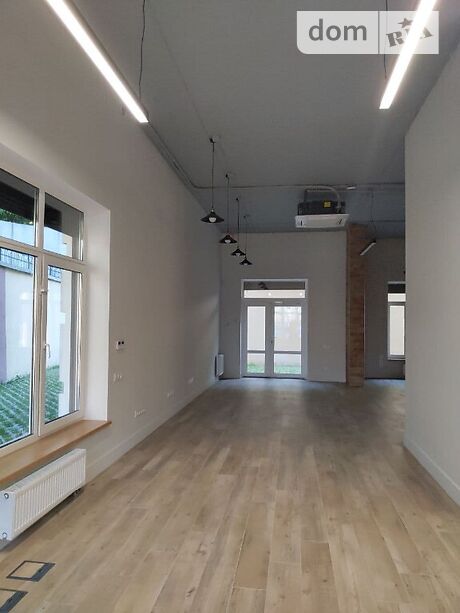Rent an office in Kyiv on the St. Dehtiarna per 147453 uah. 