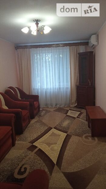 Rent an apartment in Odesa on the lane Vyshnevskoho 15 per 7500 uah. 