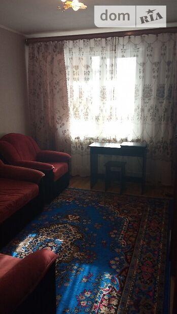Rent an apartment in Odesa on the lane Vyshnevskoho 15 per 7500 uah. 