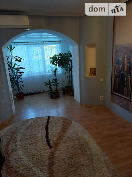 Rent an apartment in Vinnytsia on the lane 2-i 50 rokiv Peremohy per 5000 uah. 