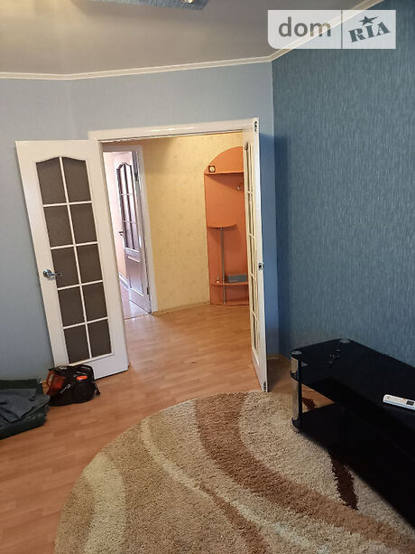 Rent an apartment in Vinnytsia on the lane 2-i 50 rokiv Peremohy per 5000 uah. 