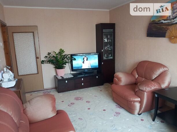 Rent an apartment in Kyiv on the St. Akhmatovoi Anny 16г per 12000 uah. 