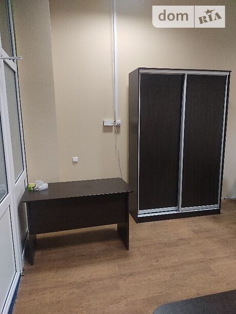 Rent an office in Kyiv on the St. Zdolbunivska 7-Д per 32000 uah. 