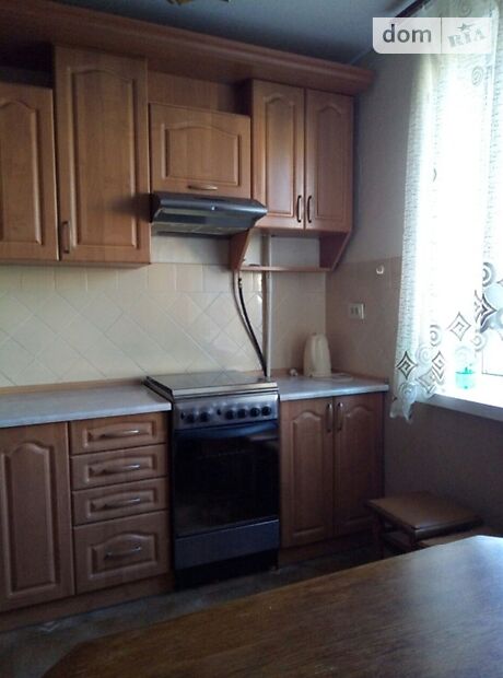 Rent an apartment in Khmelnytskyi on the St. Myrnoho per 7000 uah. 