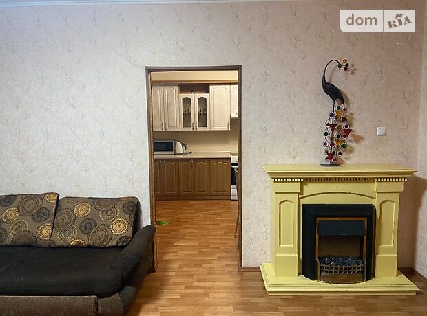 Снять квартиру в Киеве на ул. Срибнокильская 1 за 18000 грн. 