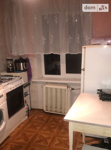 Зняти квартиру в Києві на вул. Петропавлівська за 9000 грн. 