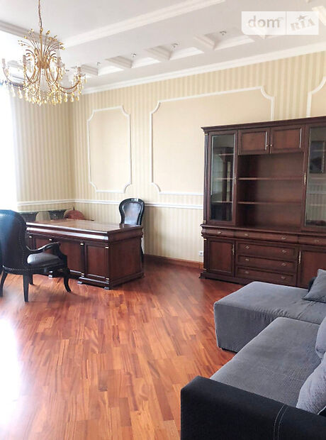Rent an apartment in Kyiv on the St. Protasiv Yar 8 per 66489 uah. 