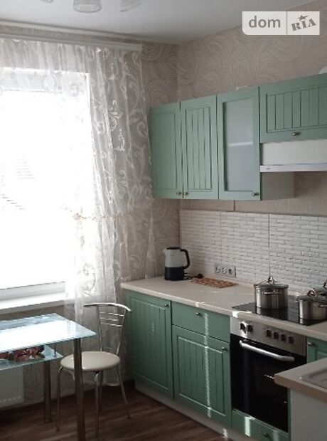 Rent an apartment in Odesa on the St. Kamanina per 12000 uah. 